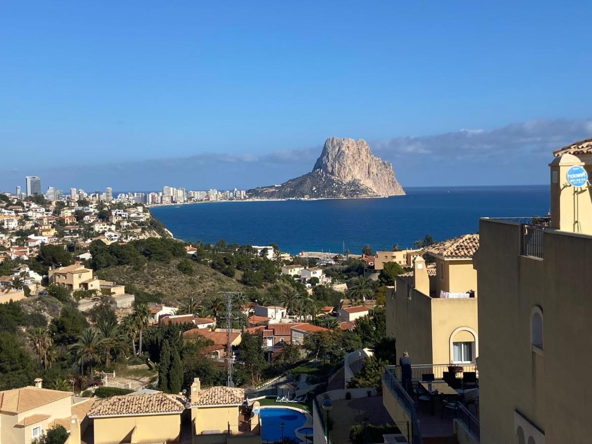 Chalet Adosado Con Vistas Al Mar Calpe Bagian luar foto