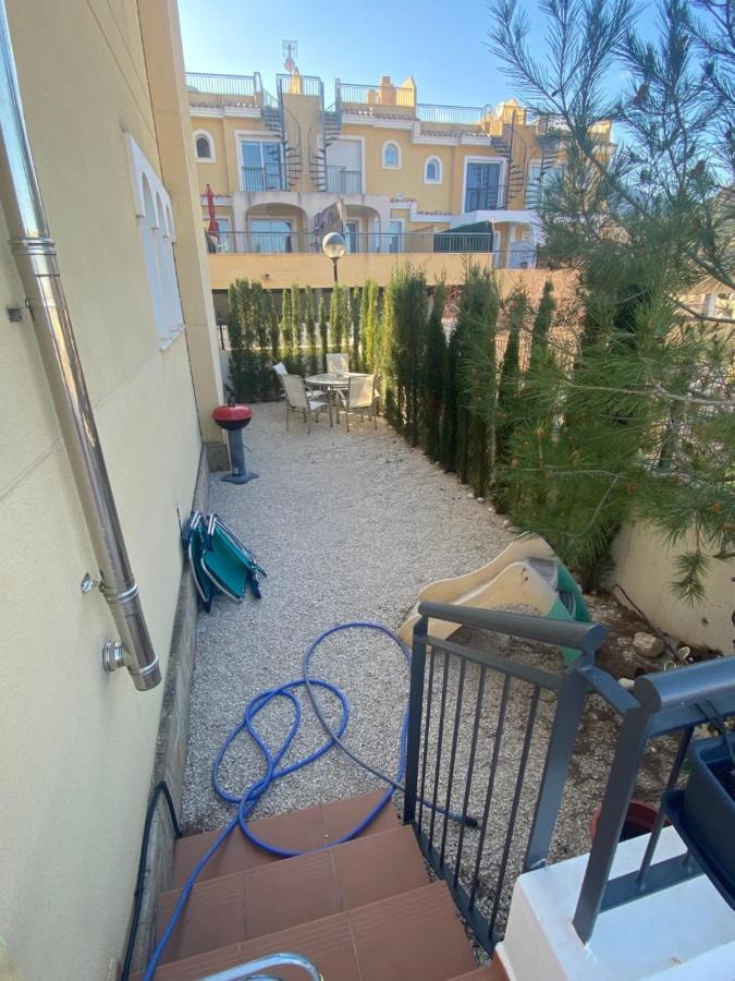Chalet Adosado Con Vistas Al Mar Calpe Bagian luar foto